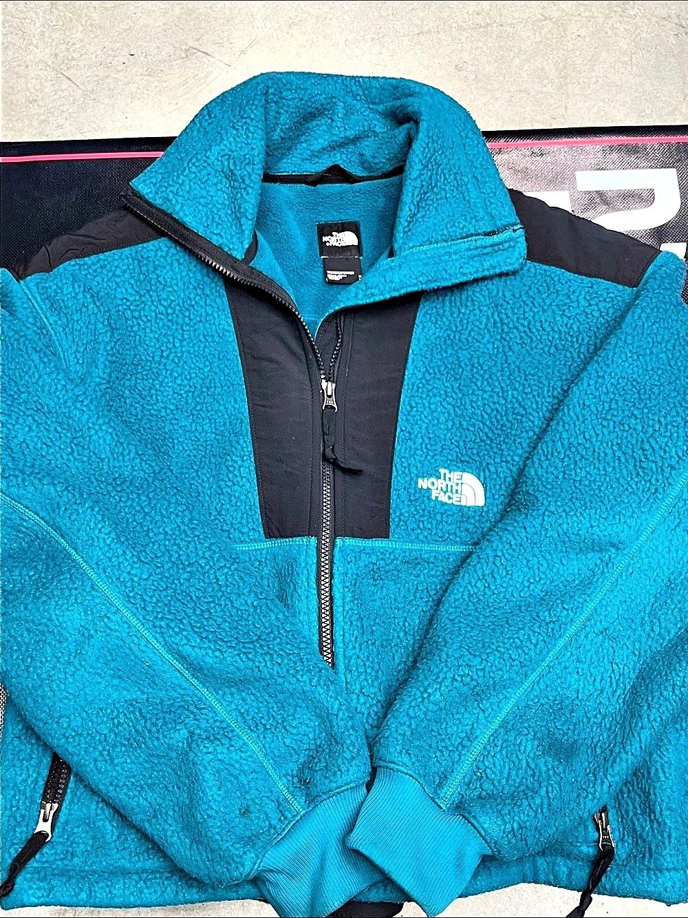 The North Face Women's Extreme Pile Full-Zip Jacket Blue & Black Medium